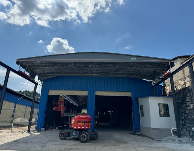 陽明電動(dòng)雨棚