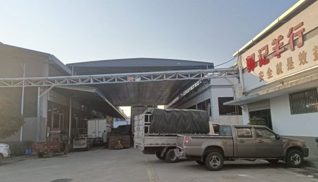 陽明電動(dòng)雨棚